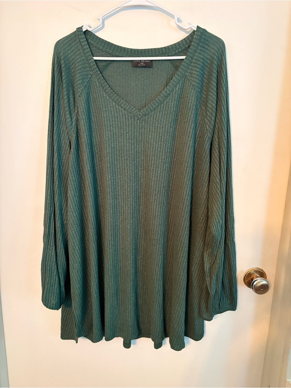 Lane Bryant Green Ribbed V‑Neck Long Sleeve Tunic